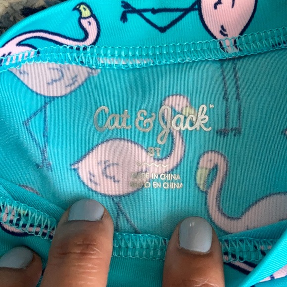 🌊Cat & Jack Girls Flamingo Rash Guard Top🌊 - Picture 2 of 6